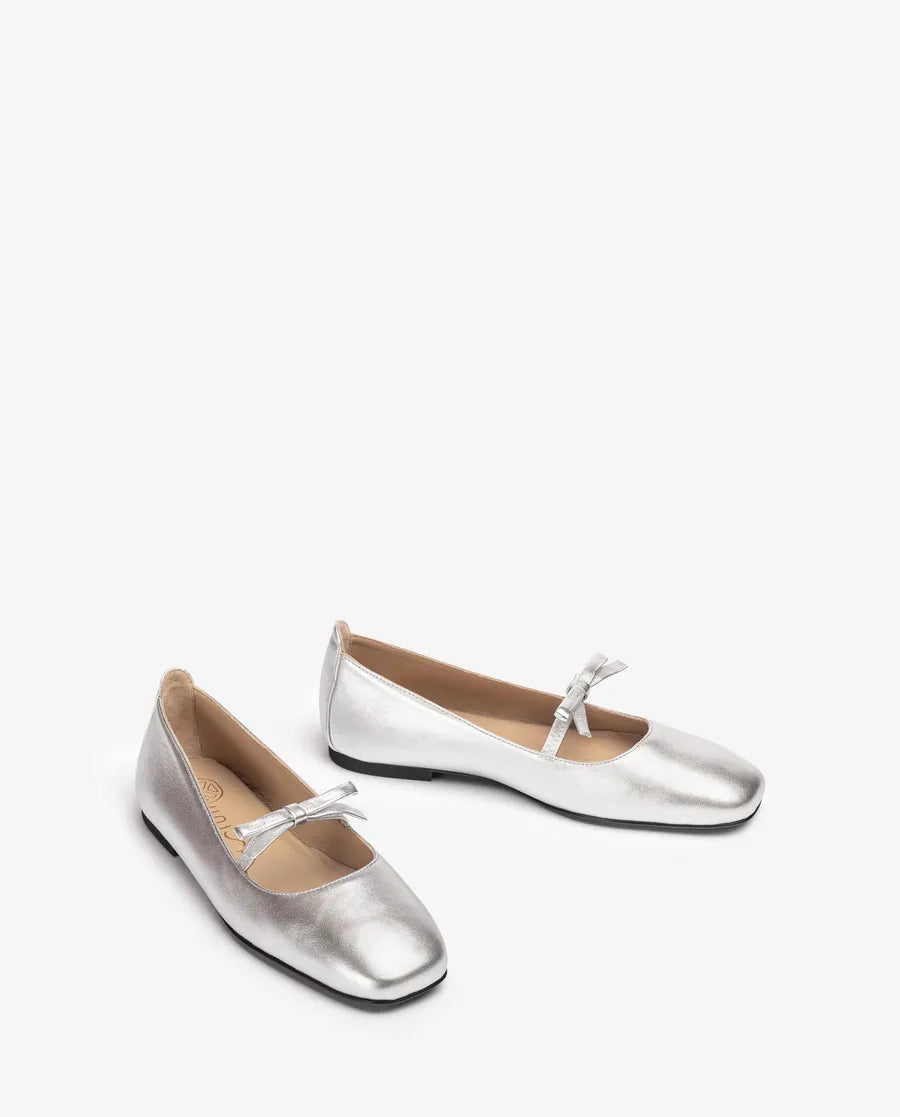 Ballerina a Punta Quadrata in Pelle Argento – Pointure